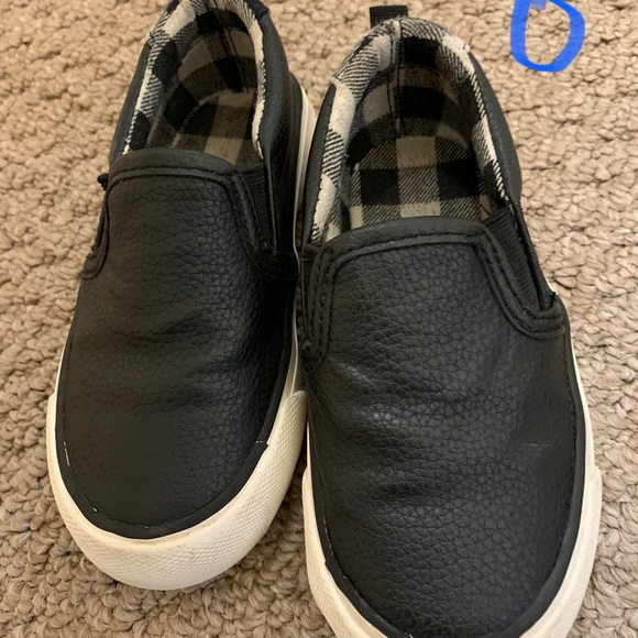 Various brands and sizes of baby shoes used like new - Picture 11 of 12